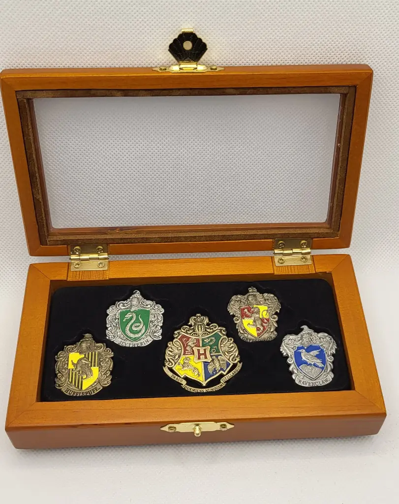 Pins des Maisons de Poudlard